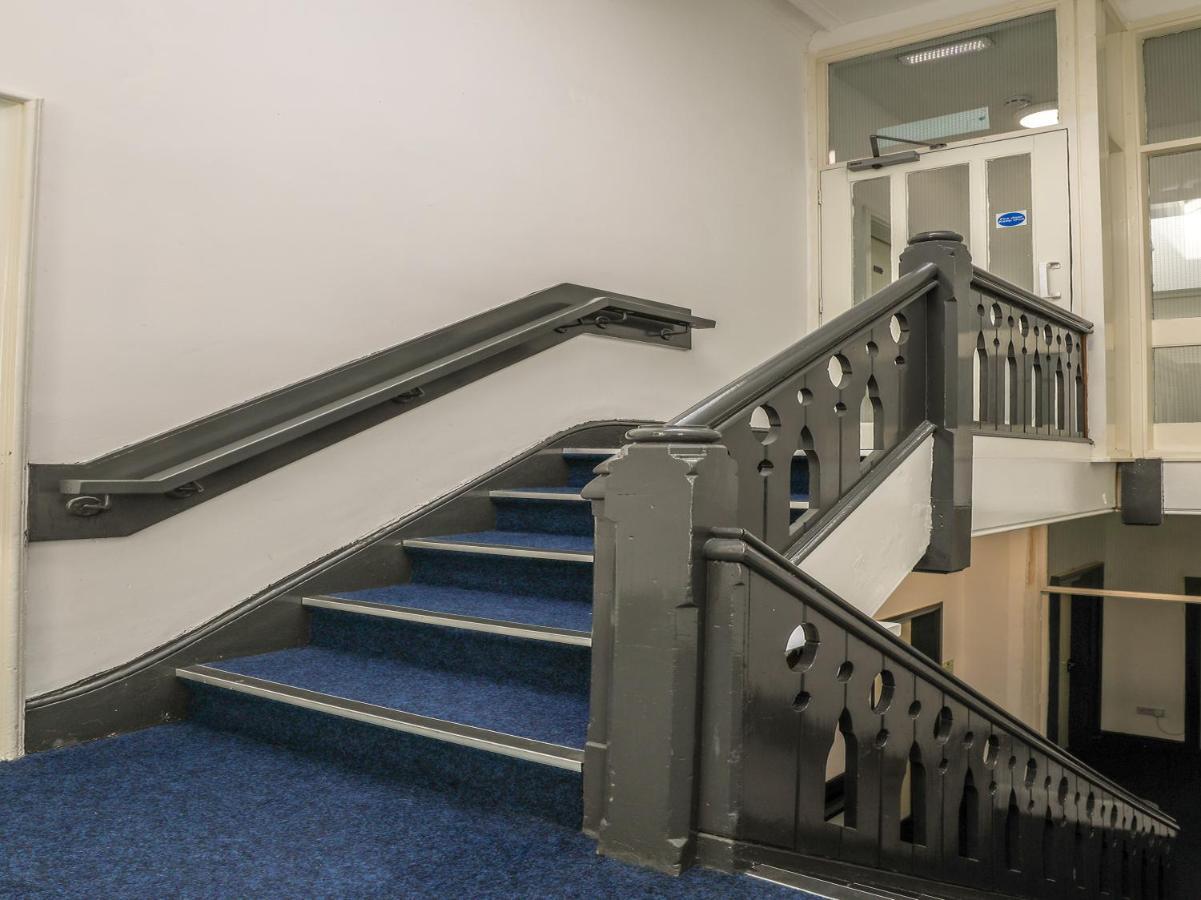 Oyo Hala Guest House - Manchester, Manchester